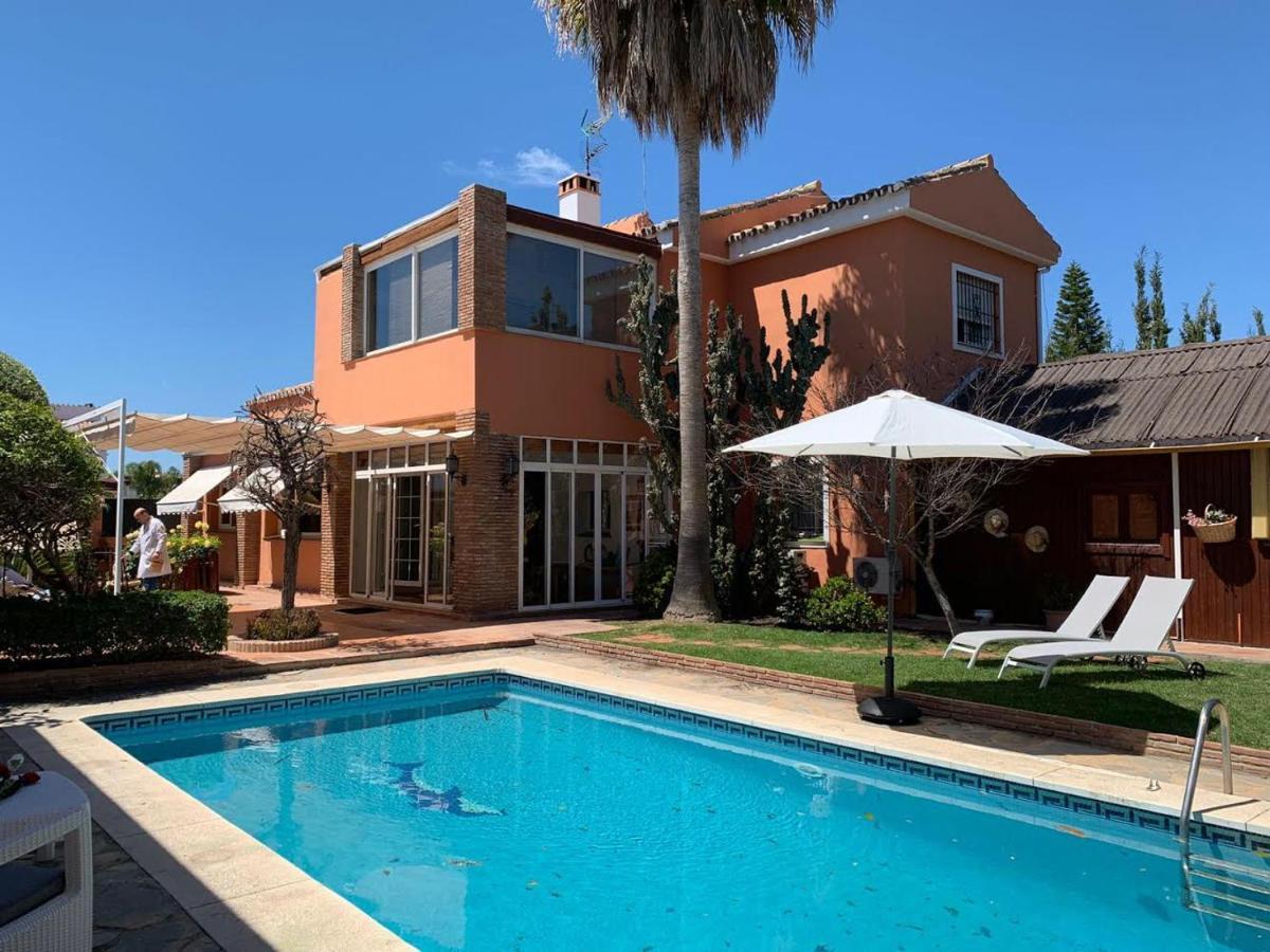 Chalet Con Piscina A 50 M De La Playa . Marbella Buitenkant foto