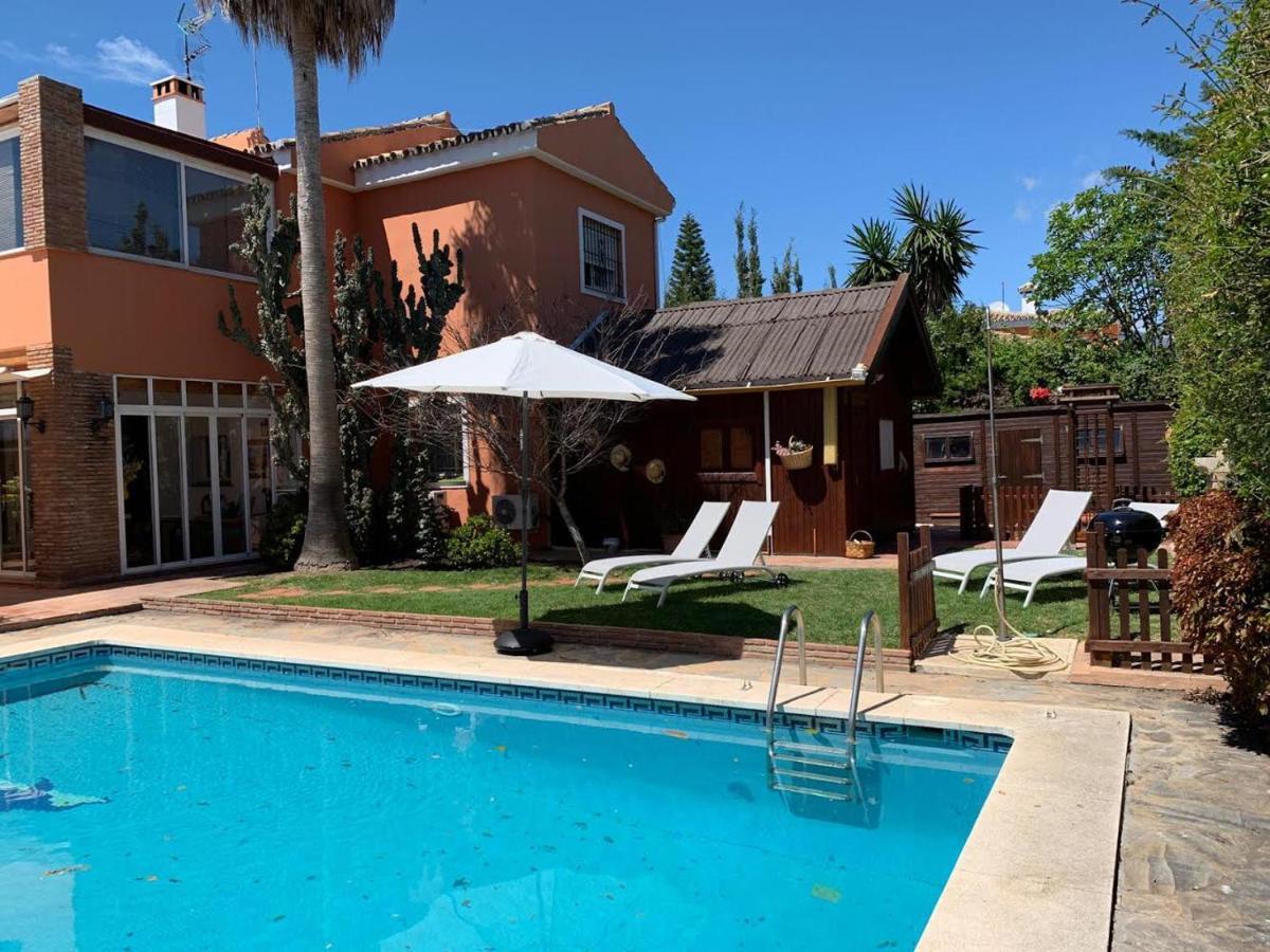Chalet Con Piscina A 50 M De La Playa . Marbella Buitenkant foto
