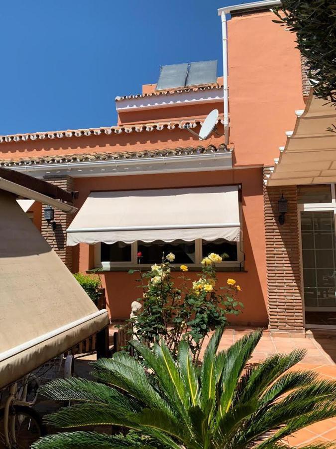 Chalet Con Piscina A 50 M De La Playa . Marbella Buitenkant foto